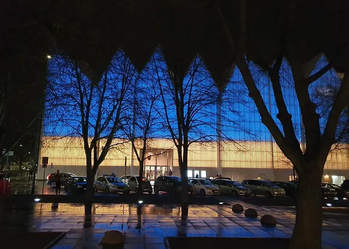 Pomaranczowa * Στσέτσιν